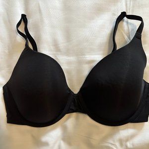 Amazon Essentials t-shirt bra